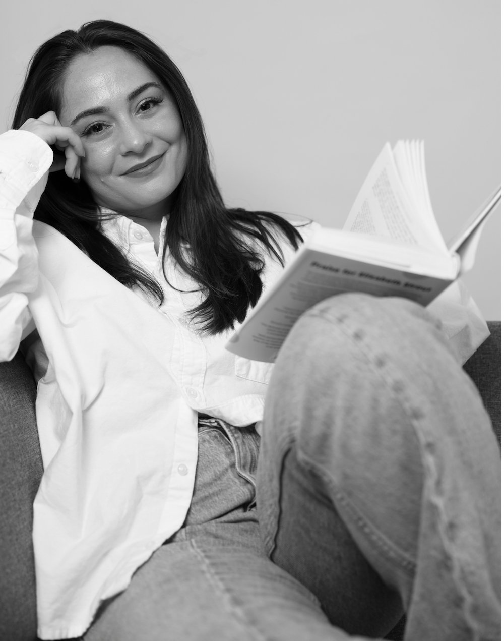 Ariana, founder of Light & Ari, a loss logistics consultant serving NYC and Westchester